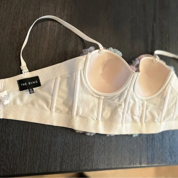 Floral Embellished Crop Top - Multicolor - Picture 5 of 8